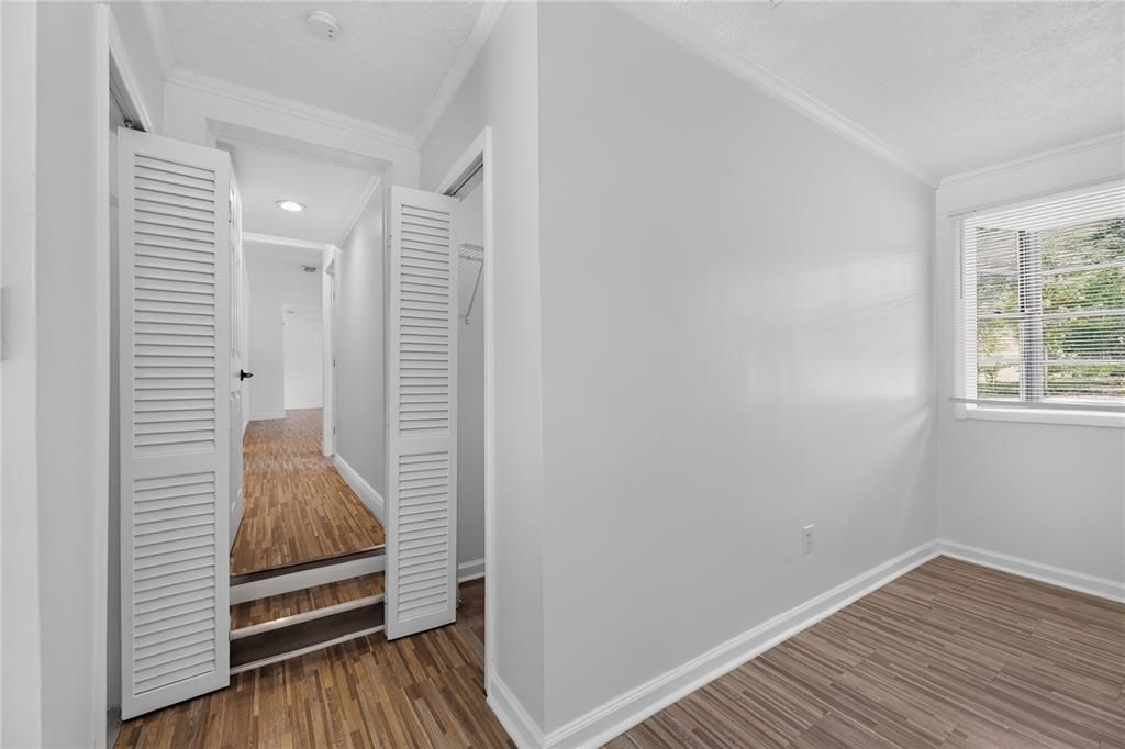 На продажу: $249,900 (4 спален, 2 ванн, 1442 Квадратных фут)