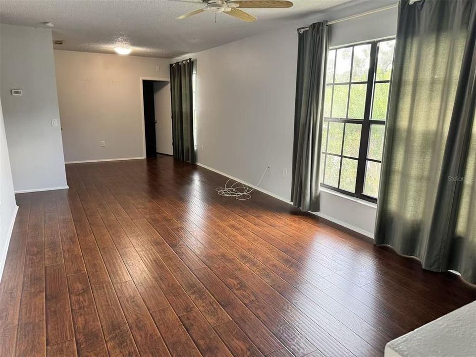 For Rent: $1,700 (2 beds, 2 baths, 1050 Square Feet)