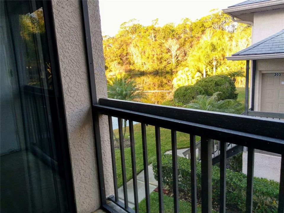 For Rent: $1,700 (2 beds, 2 baths, 1050 Square Feet)