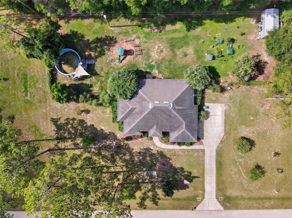 For Sale: $469,900 (3 beds, 2 baths, 2204 Square Feet)