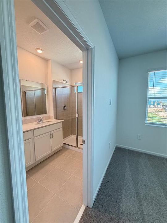 For Rent: $2,820 (3 beds, 2 baths, 1647 Square Feet)