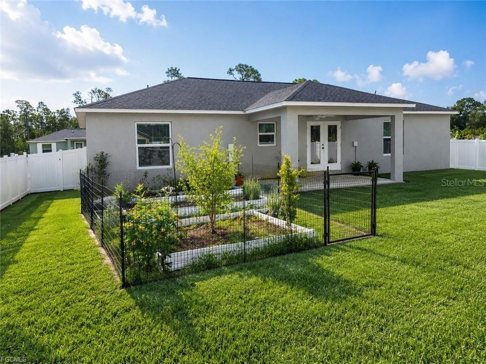 For Sale: $309,000 (3 beds, 2 baths, 1640 Square Feet)