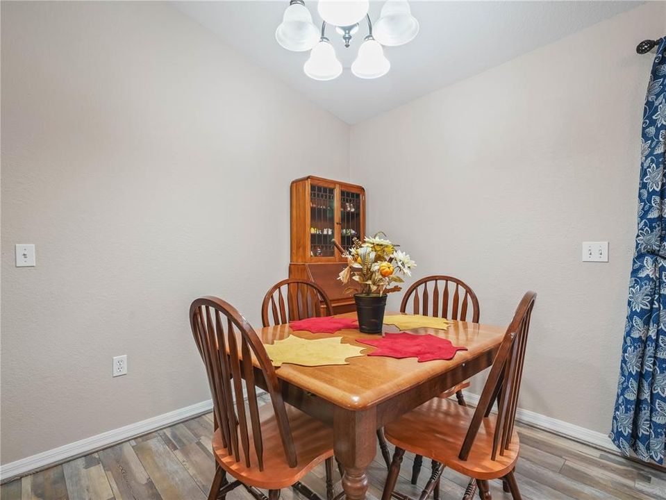 For Sale: $269,900 (3 beds, 2 baths, 1351 Square Feet)