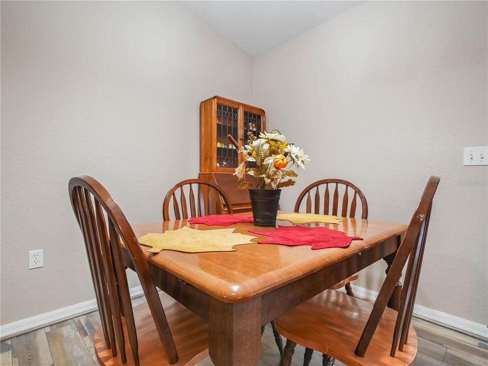 For Sale: $269,900 (3 beds, 2 baths, 1351 Square Feet)