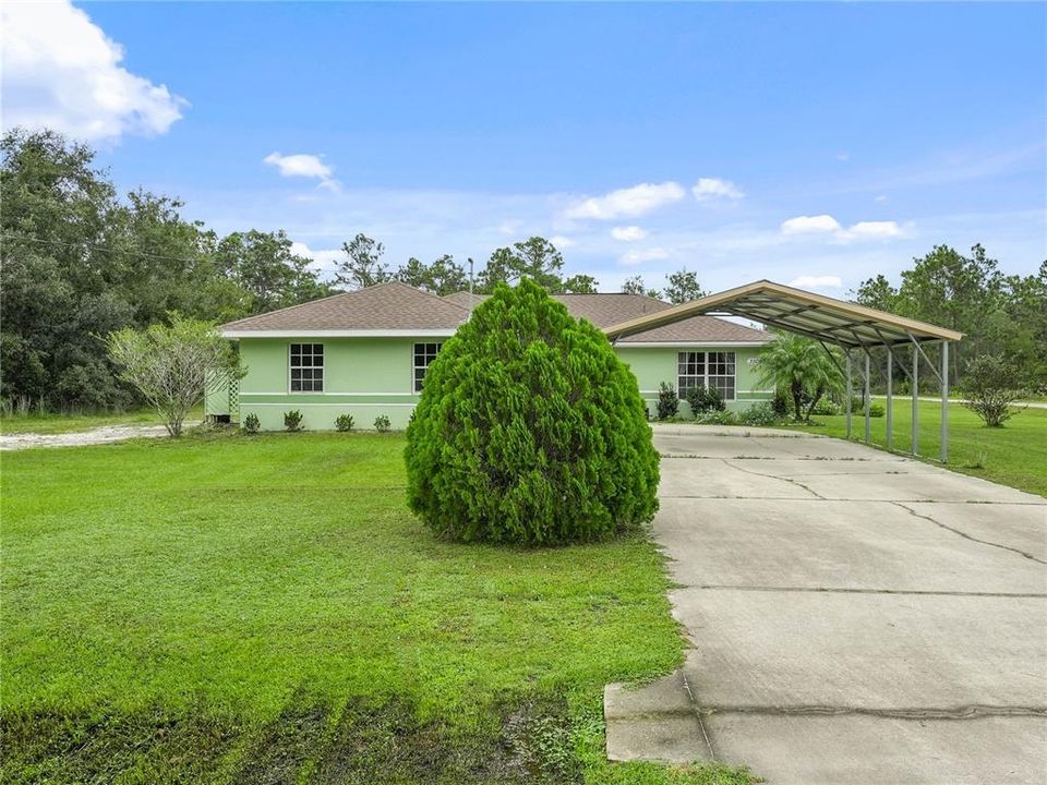 For Sale: $269,900 (3 beds, 2 baths, 1351 Square Feet)