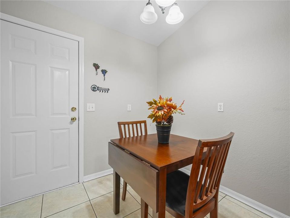 For Sale: $269,900 (3 beds, 2 baths, 1351 Square Feet)