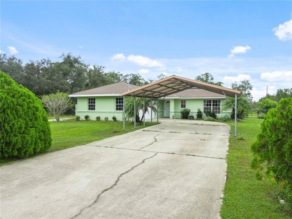 For Sale: $269,900 (3 beds, 2 baths, 1351 Square Feet)