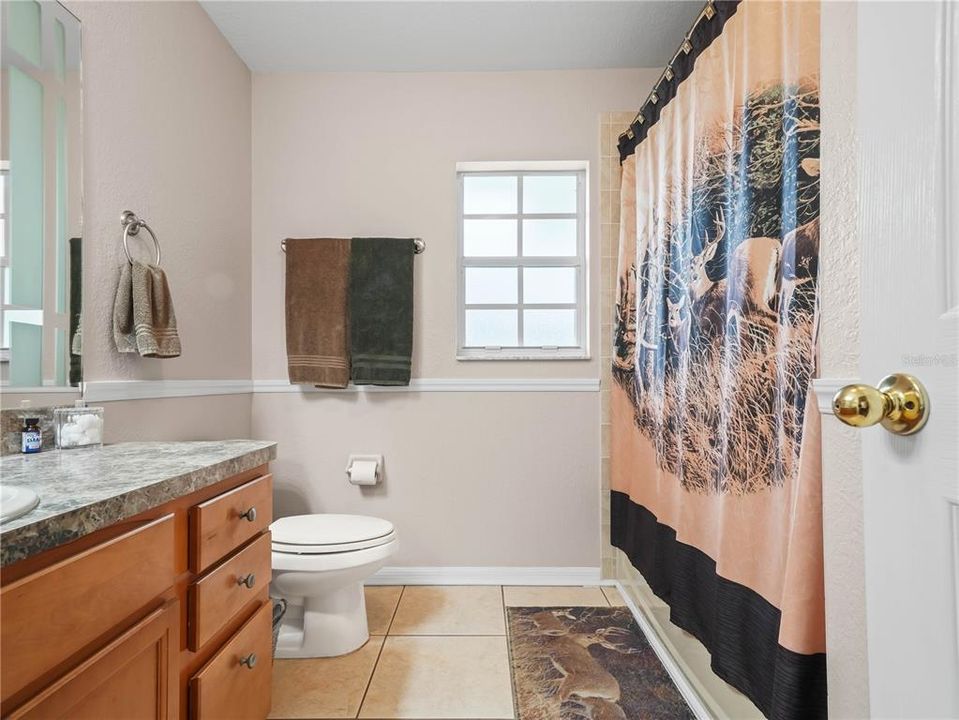 For Sale: $269,900 (3 beds, 2 baths, 1351 Square Feet)