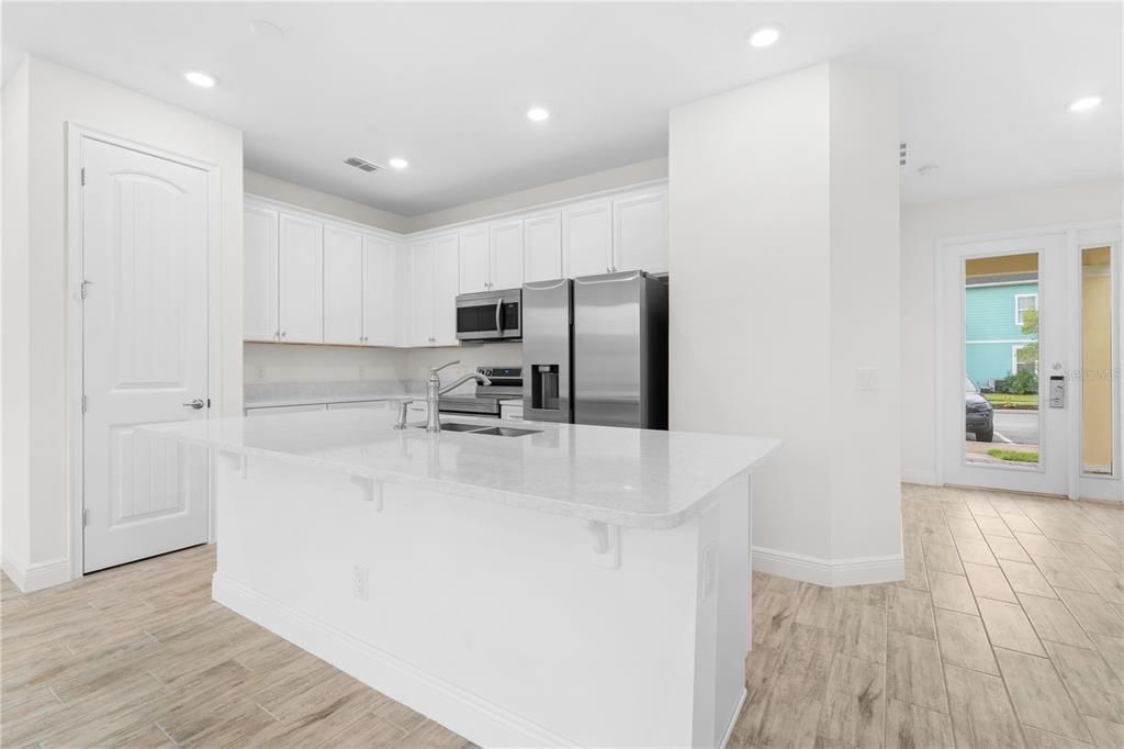 En Venta: $375,000 (4 camas, 3 baños, 1719 Pies cuadrados)