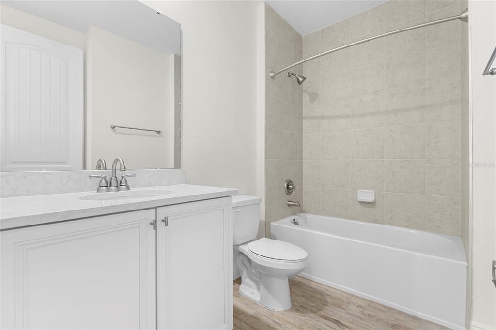 En Venta: $375,000 (4 camas, 3 baños, 1719 Pies cuadrados)