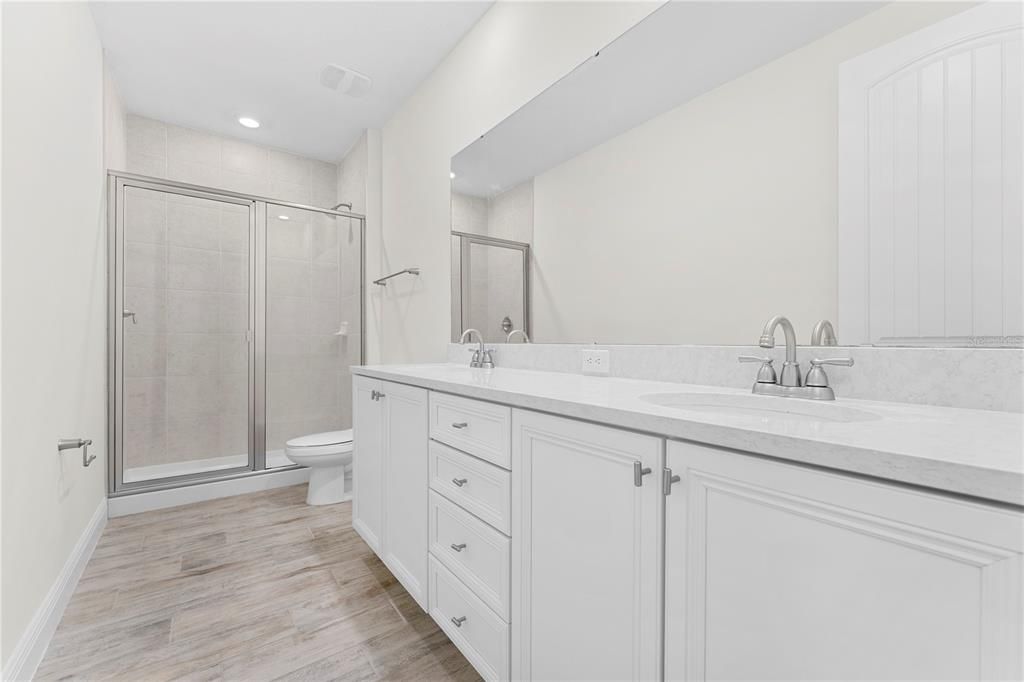 En Venta: $375,000 (4 camas, 3 baños, 1719 Pies cuadrados)