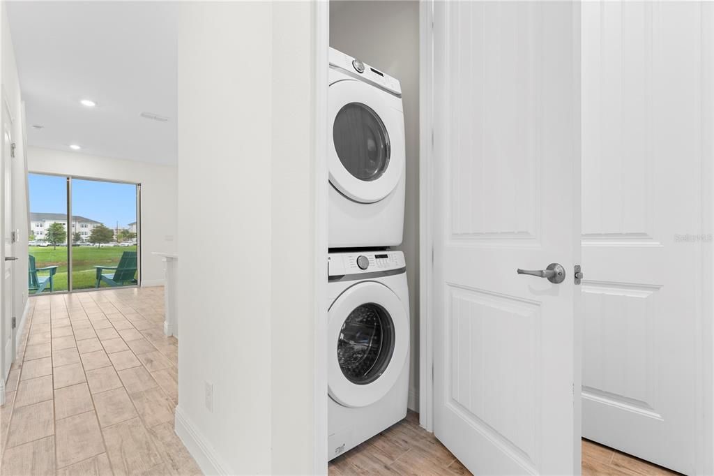 En Venta: $375,000 (4 camas, 3 baños, 1719 Pies cuadrados)