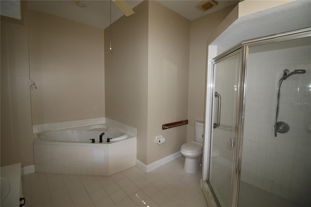 For Rent: $1,800 (2 beds, 2 baths, 1548 Square Feet)