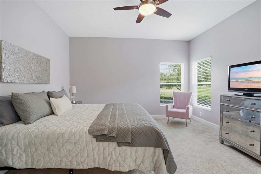 For Sale: $355,000 (2 beds, 2 baths, 1683 Square Feet)