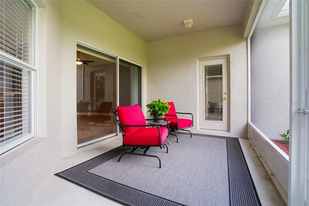 For Sale: $355,000 (2 beds, 2 baths, 1683 Square Feet)