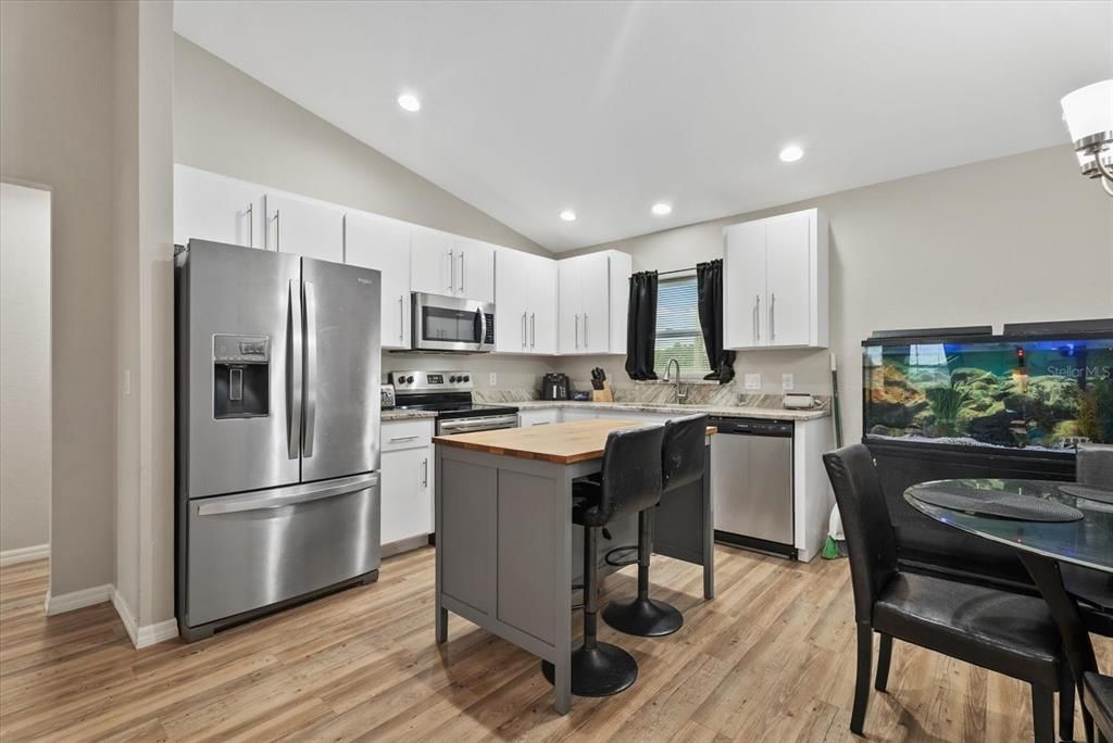 En Venta: $339,999 (3 camas, 2 baños, 1403 Pies cuadrados)