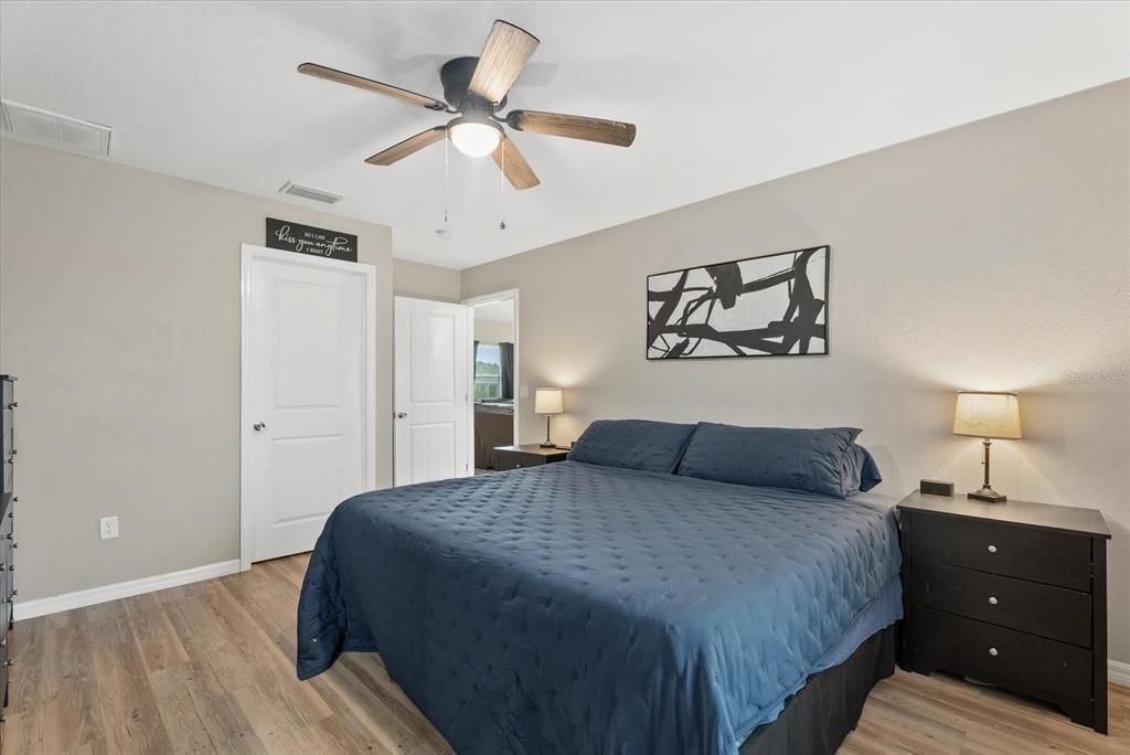En Venta: $339,999 (3 camas, 2 baños, 1403 Pies cuadrados)
