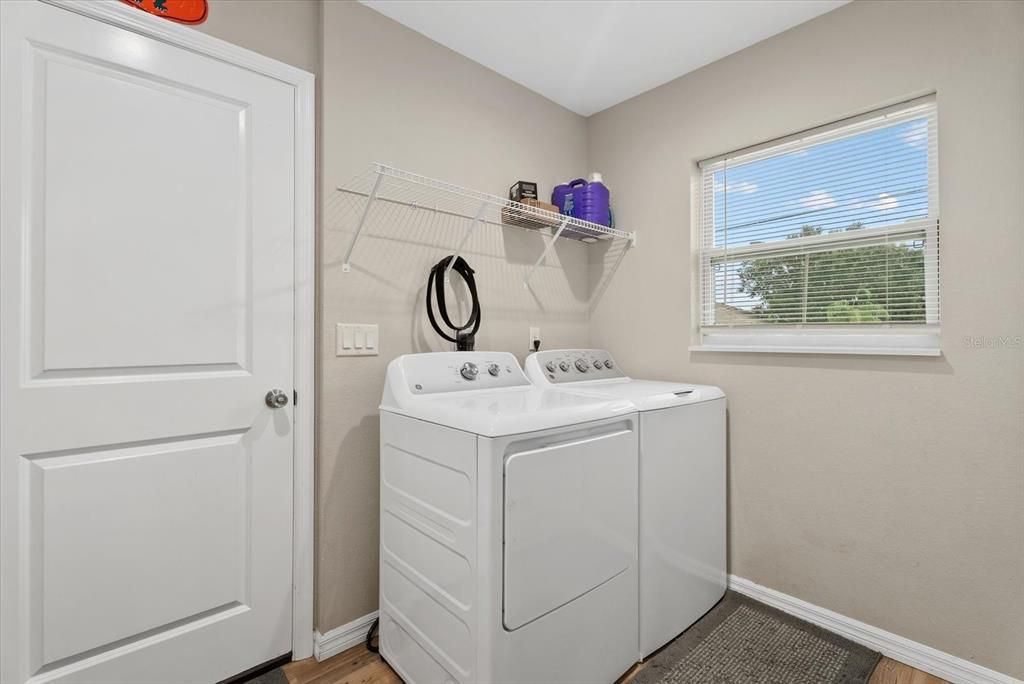 En Venta: $339,999 (3 camas, 2 baños, 1403 Pies cuadrados)