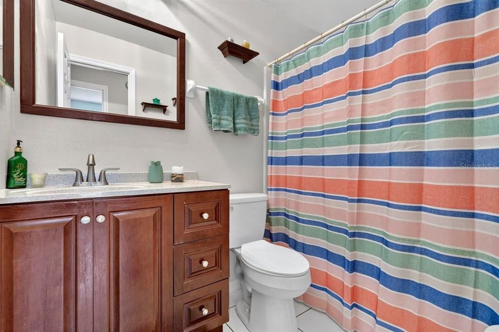 For Sale: $290,000 (3 beds, 2 baths, 1248 Square Feet)