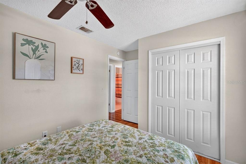 For Sale: $290,000 (3 beds, 2 baths, 1248 Square Feet)