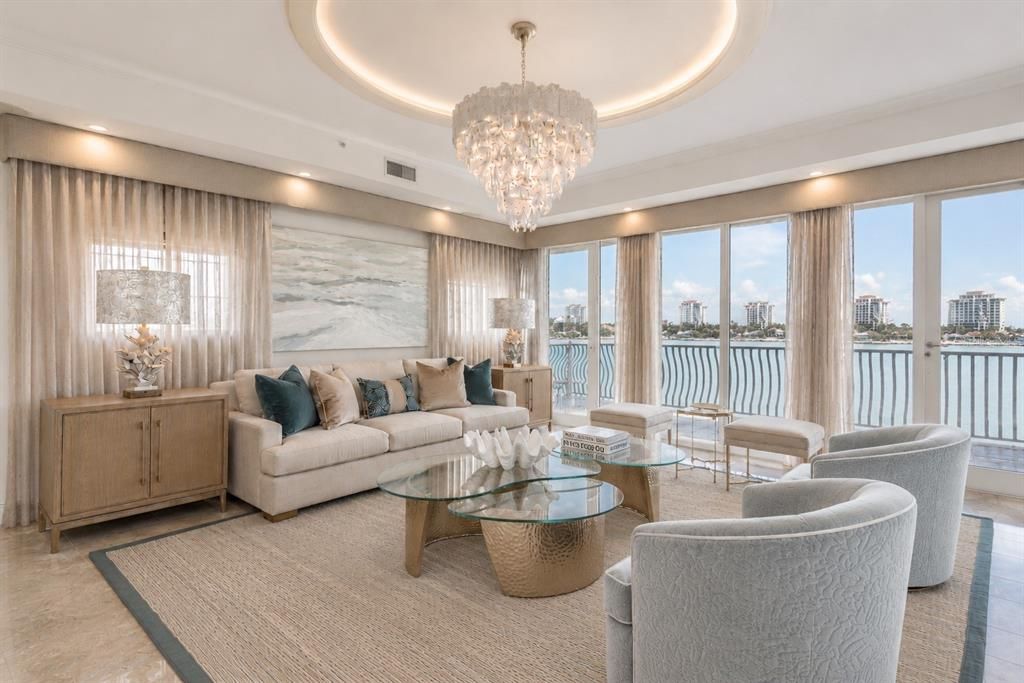 En Venta: $2,000,000 (4 camas, 3 baños, 3656 Pies cuadrados)