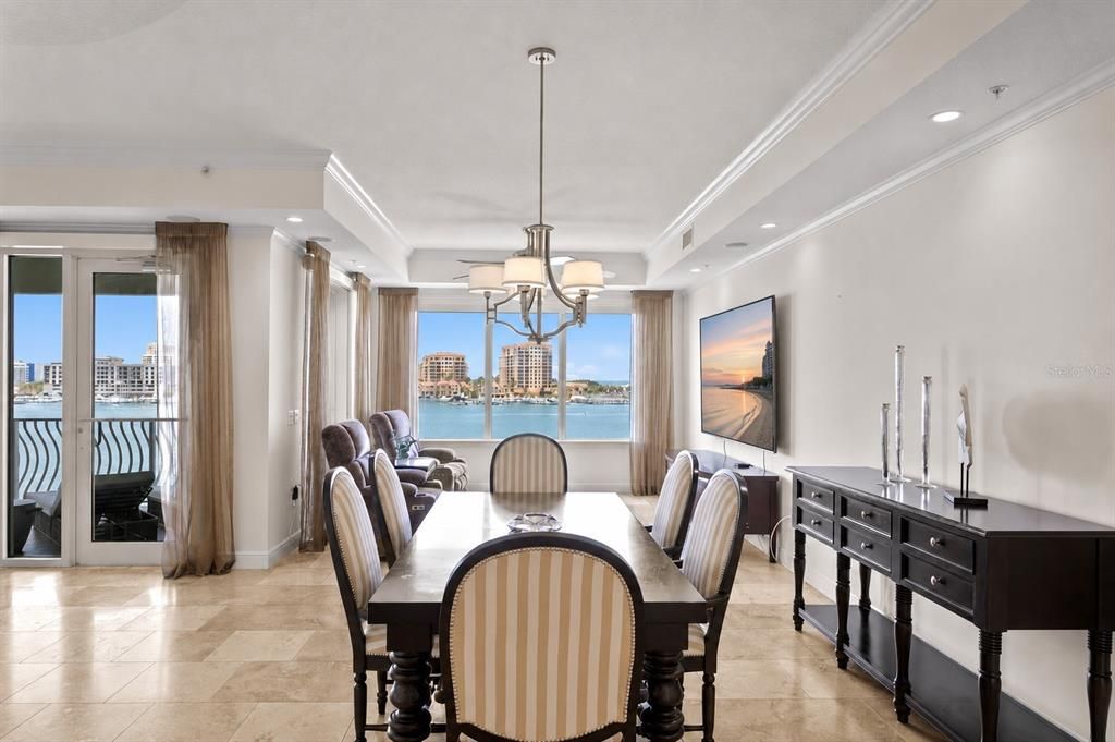 En Venta: $2,000,000 (4 camas, 3 baños, 3656 Pies cuadrados)