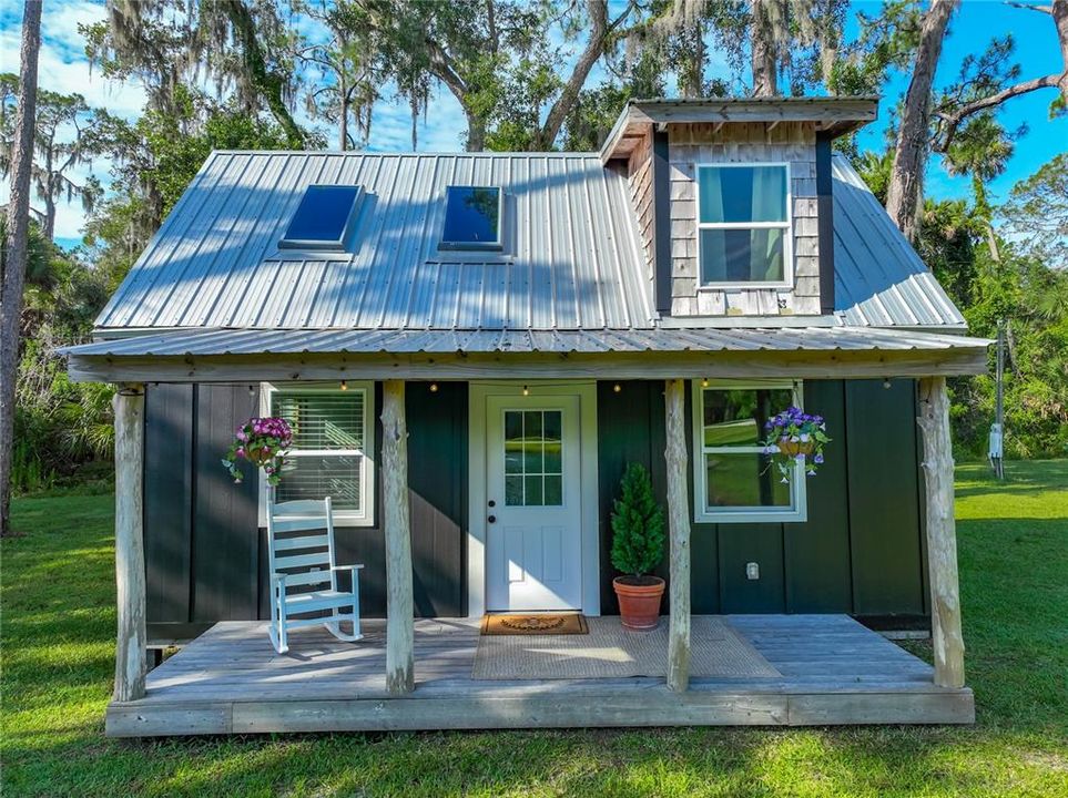 En Venta: $700,000 (2 camas, 1 baños, 1824 Pies cuadrados)