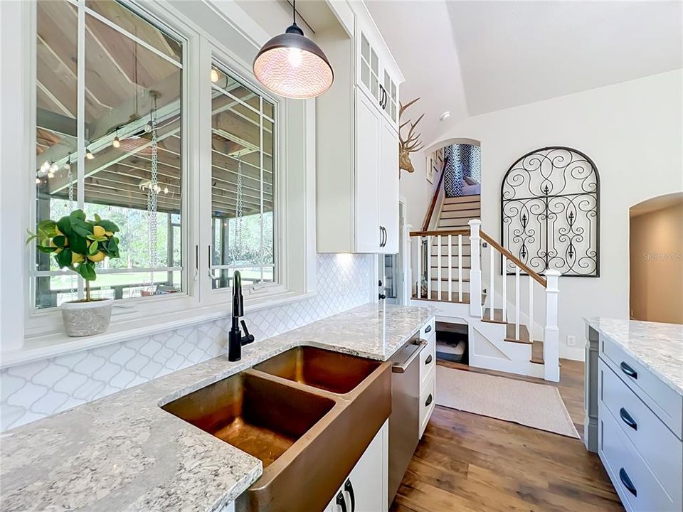 En Venta: $700,000 (2 camas, 1 baños, 1824 Pies cuadrados)