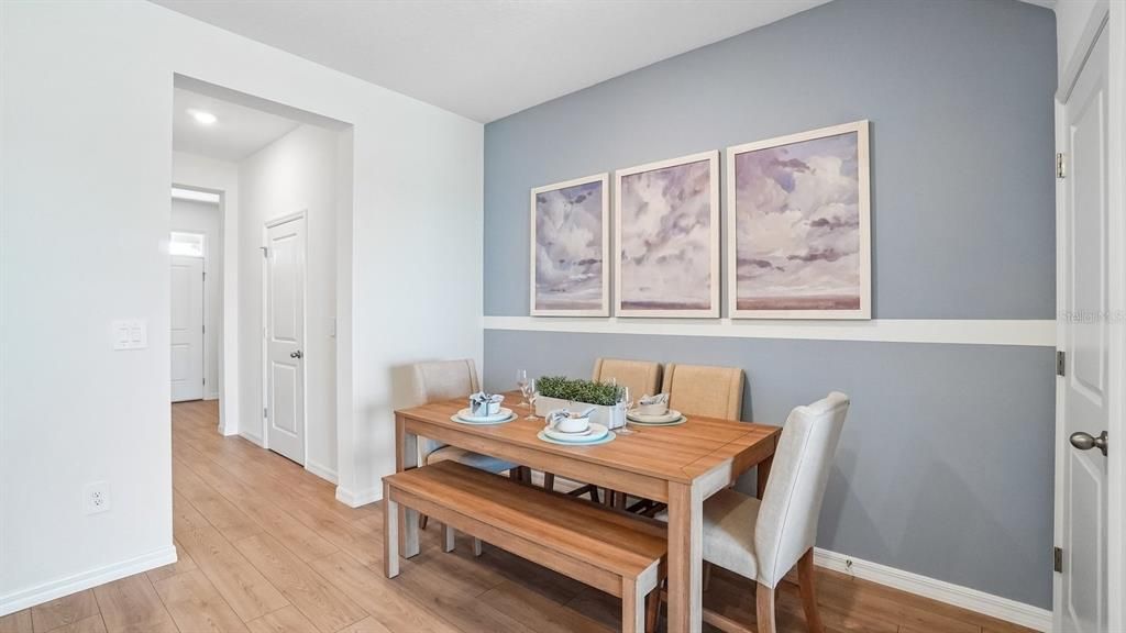 En Venta: $463,990 (3 camas, 2 baños, 1673 Pies cuadrados)