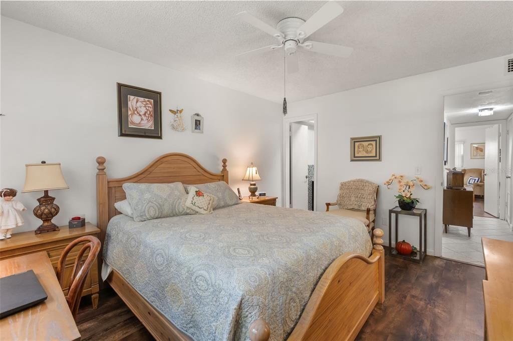 En Venta: $155,000 (2 camas, 2 baños, 967 Pies cuadrados)