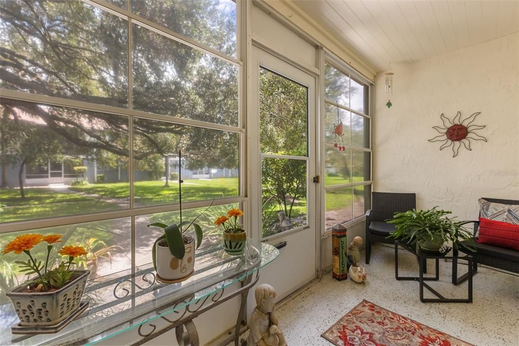 En Venta: $155,000 (2 camas, 2 baños, 967 Pies cuadrados)
