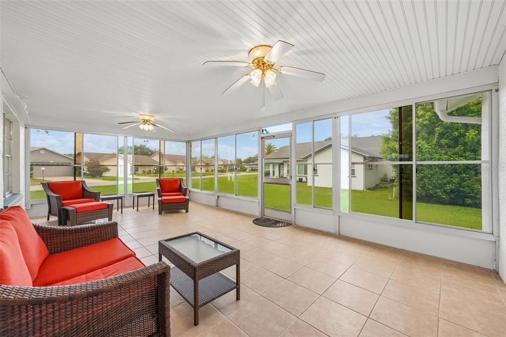 For Sale: $259,900 (2 beds, 2 baths, 1514 Square Feet)