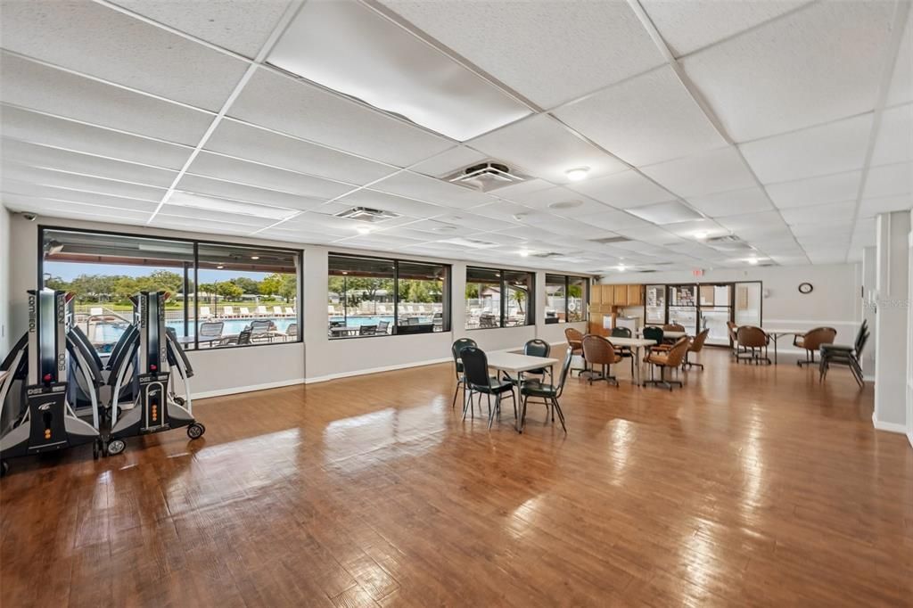 For Sale: $259,900 (2 beds, 2 baths, 1514 Square Feet)