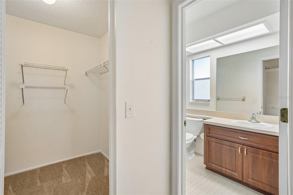 For Sale: $259,900 (2 beds, 2 baths, 1514 Square Feet)