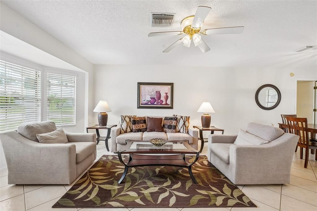 For Sale: $259,900 (2 beds, 2 baths, 1514 Square Feet)