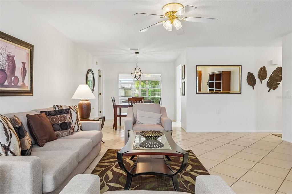 For Sale: $259,900 (2 beds, 2 baths, 1514 Square Feet)