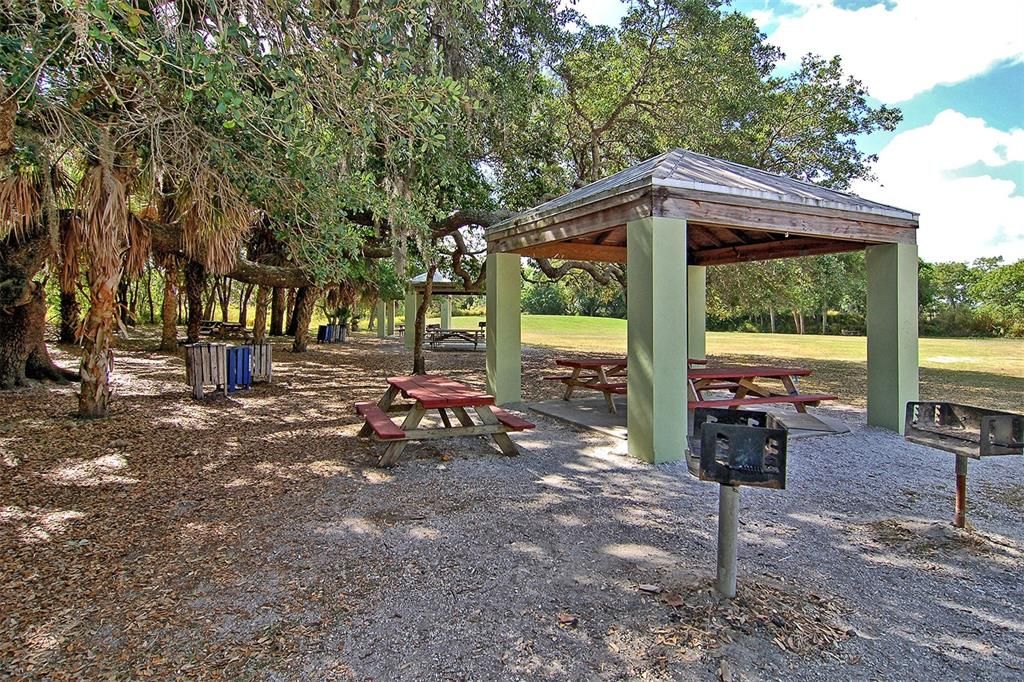 For Sale: $390,000 (3 beds, 2 baths, 1244 Square Feet)