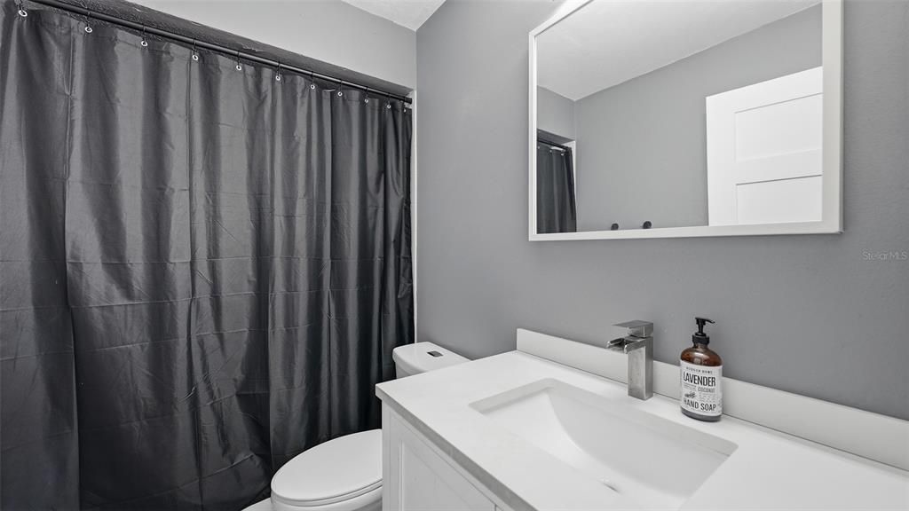For Sale: $390,000 (3 beds, 2 baths, 1244 Square Feet)