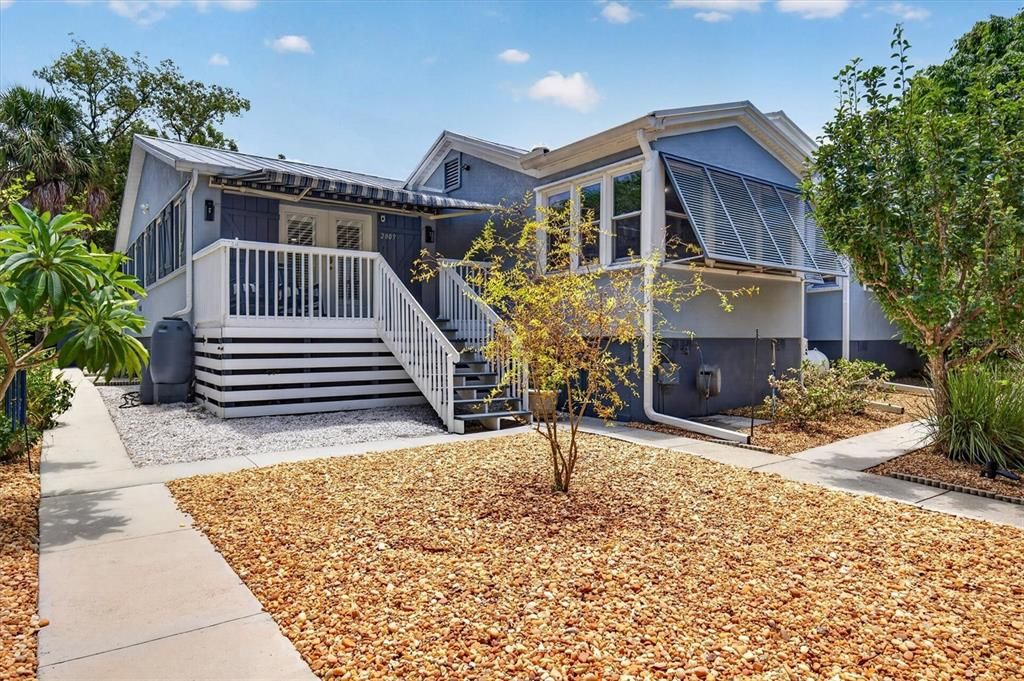 En Venta: $799,400 (3 camas, 3 baños, 2815 Pies cuadrados)