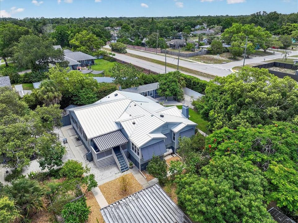 En Venta: $799,400 (3 camas, 3 baños, 2815 Pies cuadrados)