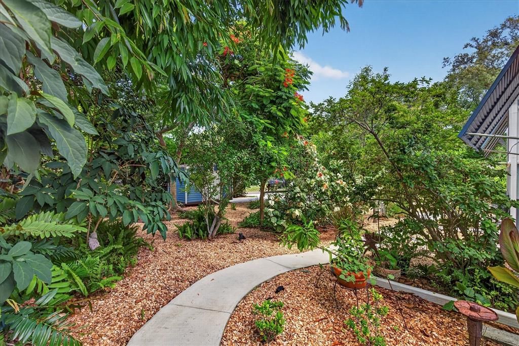 En Venta: $799,400 (3 camas, 3 baños, 2815 Pies cuadrados)