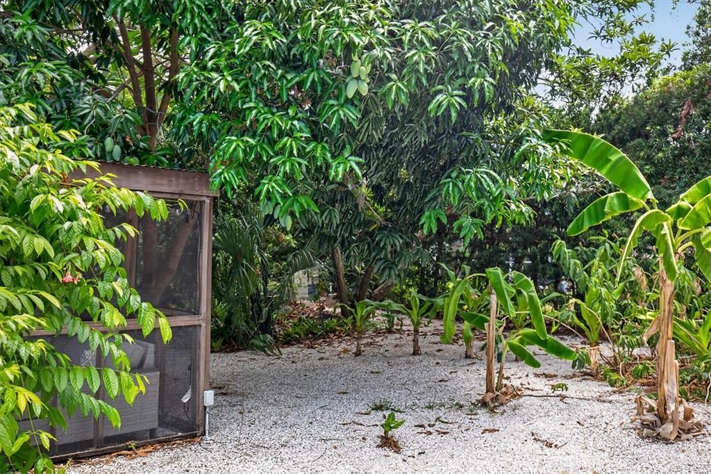 En Venta: $799,400 (3 camas, 3 baños, 2815 Pies cuadrados)