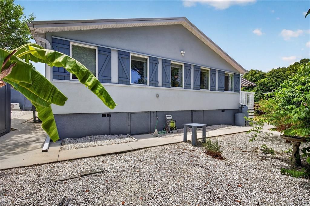 En Venta: $799,400 (3 camas, 3 baños, 2815 Pies cuadrados)