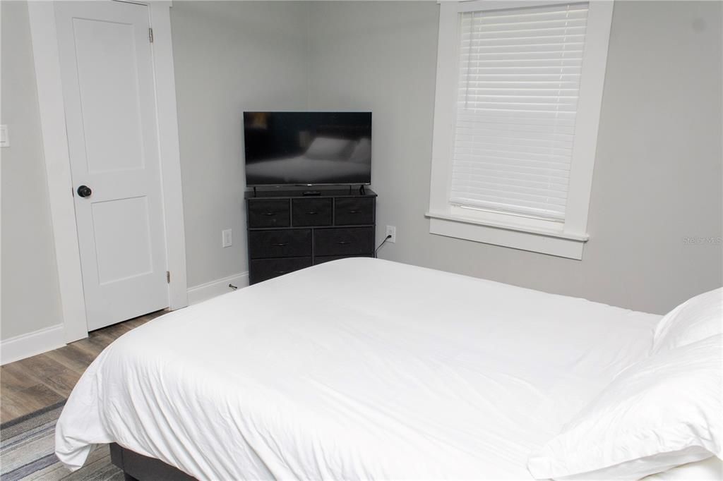 For Sale: $699,000 (3 beds, 2 baths, 2026 Square Feet)
