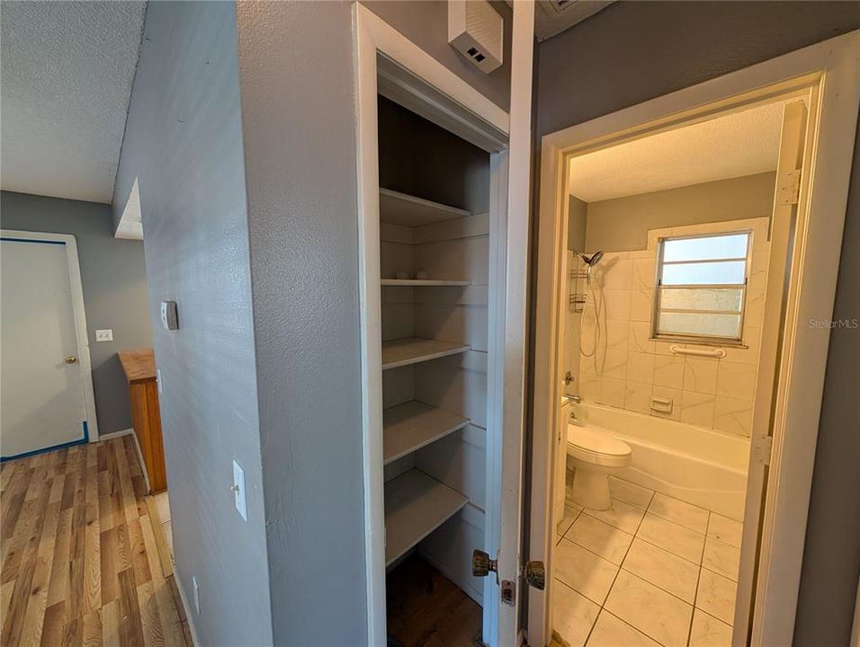 В аренду: $1,499 (2 спален, 1 ванн, 784 Квадратных фут)