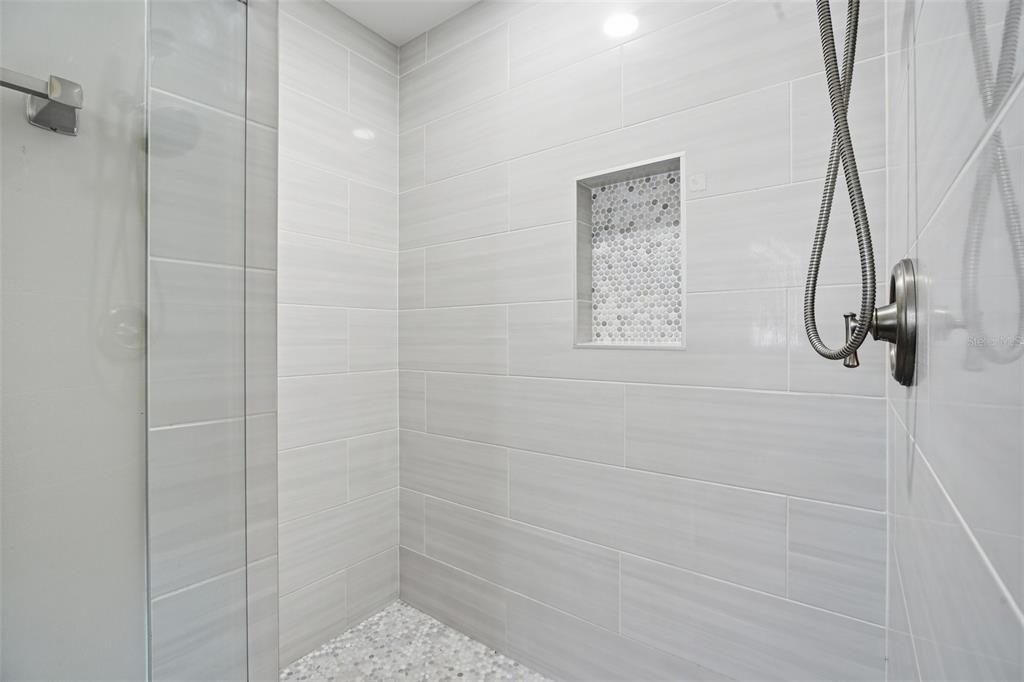 En Venta: $589,000 (3 camas, 2 baños, 1744 Pies cuadrados)
