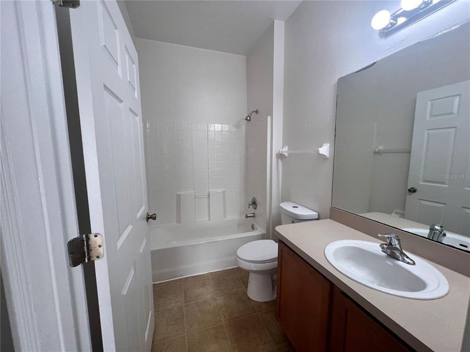 В аренду: $1,850 (3 спален, 2 ванн, 2356 Квадратных фут)