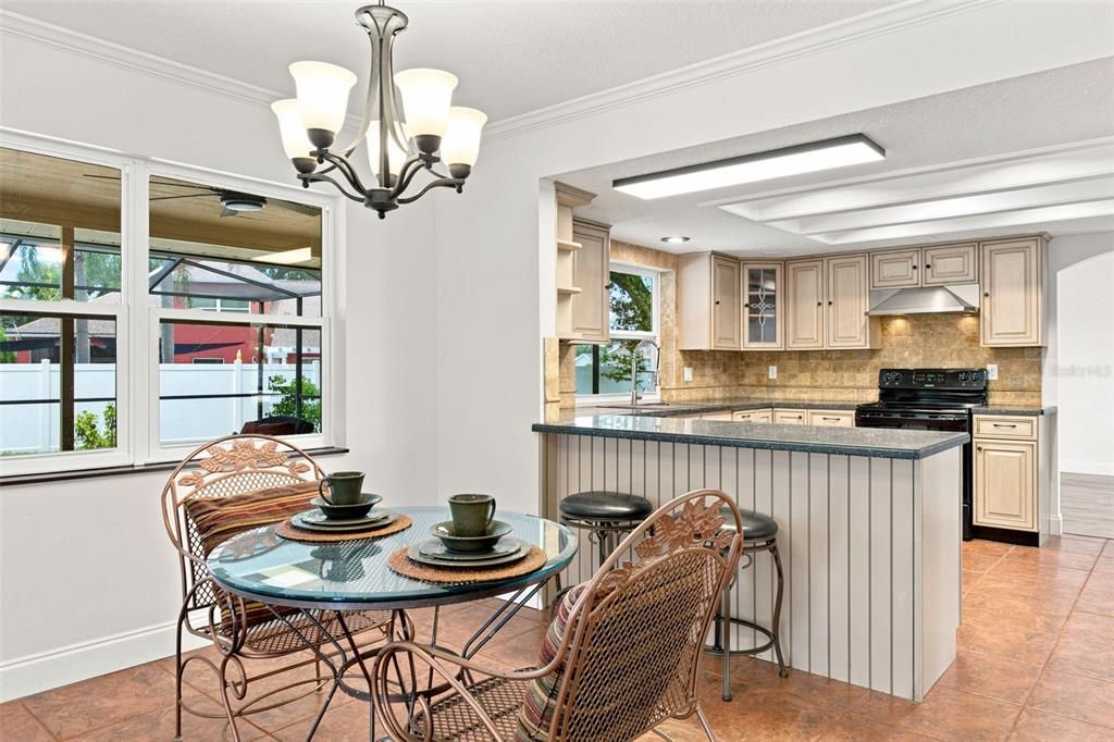 En Venta: $584,000 (4 camas, 3 baños, 2881 Pies cuadrados)