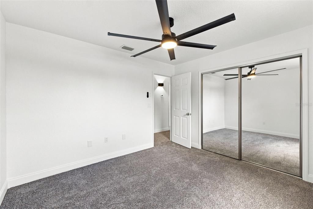 En Venta: $584,000 (4 camas, 3 baños, 2881 Pies cuadrados)