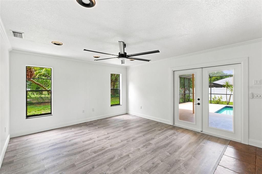 En Venta: $584,000 (4 camas, 3 baños, 2881 Pies cuadrados)